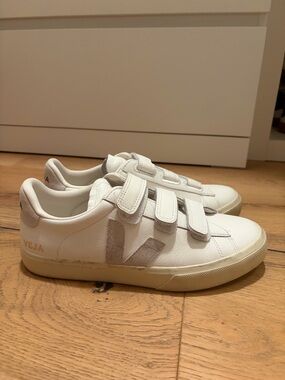 Veja Velcro Reclife Sneaker